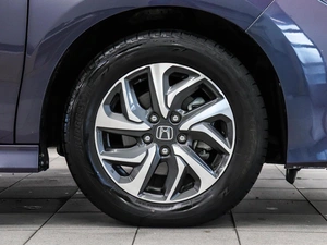 Минивэн Honda Stepwgn Spada 2016 года, 1699000 рублей, Красноярск