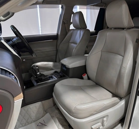 Внедорожник Toyota Land Cruiser Prado 2019 года, 4677000 рублей, Красноярск