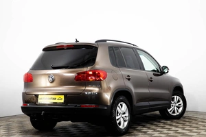 Внедорожник Volkswagen Tiguan 2015 года, 1599000 рублей, Пермь