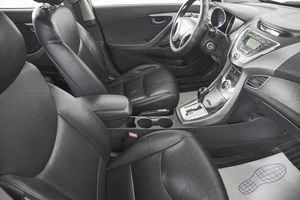 Седан Hyundai Avante 2011 года, 919000 рублей, Кемерово