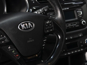 Хетчбэк Kia Ceed 2014 года, 990000 рублей, Омск