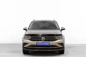 Внедорожник Volkswagen Tiguan 2021 года, 2499000 рублей, Барнаул
