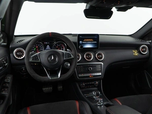 Хетчбэк Mercedes-benz A-класс AMG 2017 года, 2997434 рублей, Москва