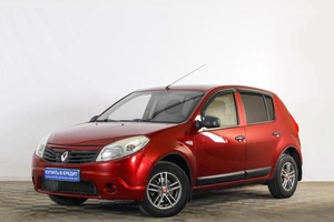 Хетчбэк Renault Sandero 2011 года, 519000 рублей, Тюмень