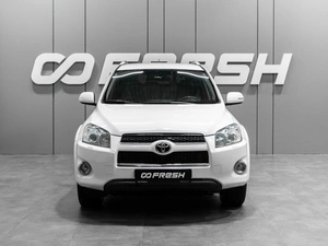 Внедорожник Toyota RAV4 2011 года, 1820000 рублей, Тюмень