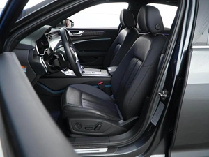 Седан Audi A6 2021 года, 4799777 рублей, Москва