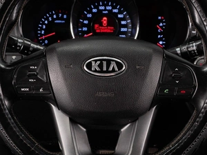 Седан Kia Rio 2011 года, 799000 рублей, Тюмень
