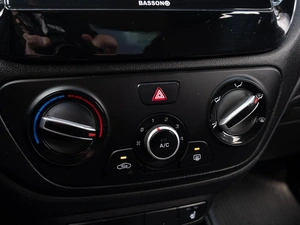 Седан Hyundai Solaris 2022 года, 1420000 рублей, Краснодар