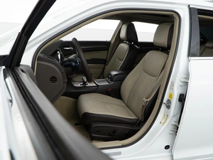 Седан Chrysler 300C 2012 года, 1899050 рублей, Москва