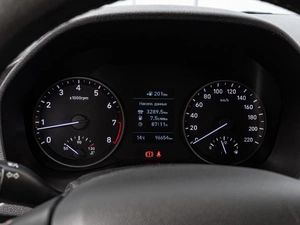 Седан Hyundai Solaris 2018 года, 1345000 рублей, Краснодар