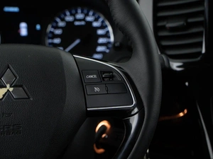 Внедорожник Mitsubishi Outlander 2018 года, 1718444 рублей, Москва