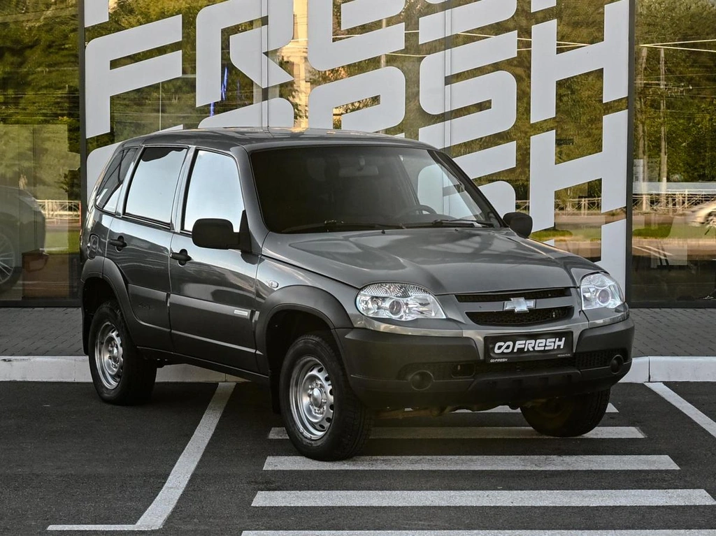 Внедорожник Chevrolet Niva 2011 года, 519000 рублей, Волгоград