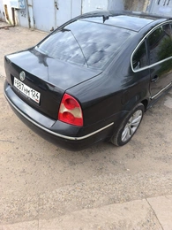 Седан Volkswagen Passat 2003 года, 299000 рублей, Красноярск