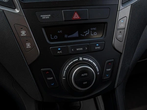 Внедорожник Hyundai Santa Fe 2017 года, 2247000 рублей, Краснодар