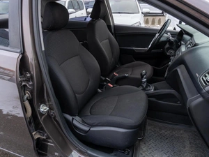 Седан Kia Rio 2016 года, 919000 рублей, Саратов