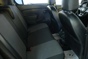 Хетчбэк Renault Sandero 2019 года, 1459000 рублей, Омск