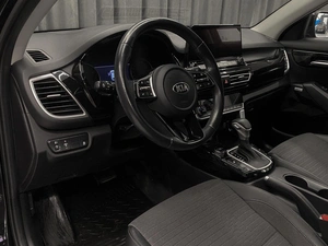 Внедорожник Kia Seltos 2021 года, 2370000 рублей, Красноярск