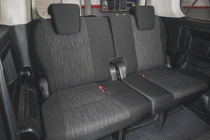 Минивэн Toyota Voxy 2007 года, 1089000 рублей, Барнаул