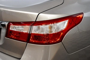 Седан Renault Latitude 2011 года, 899000 рублей, Барнаул