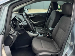 Хетчбэк Opel Astra 2011 года, 819000 рублей, Кропоткин