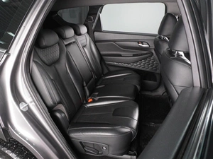 Внедорожник Hyundai Santa Fe 2019 года, 2749000 рублей, Красный Пахарь