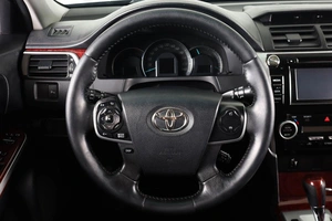 Седан Toyota Camry 2013 года, 1689000 рублей, Пермь