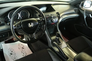Седан Honda Accord 2011 года, 1499000 рублей, Омск