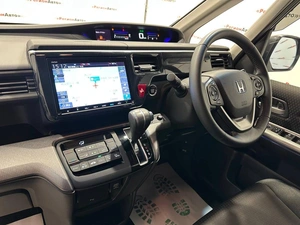 Минивэн Honda Stepwgn Spada 2021 года, 2300000 рублей, Красноярск