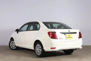 Седан Toyota Corolla Axio 2021 года, 1404000 рублей, Новосибирск