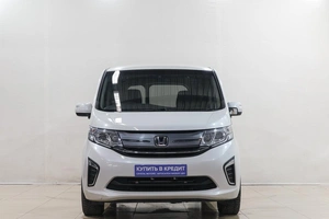 Минивэн Honda Stepwgn 2019 года, 2019000 рублей, Новокузнецк