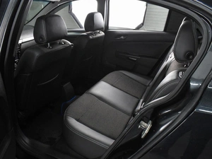 Седан Opel Astra 2012 года, 545000 рублей, Воронеж