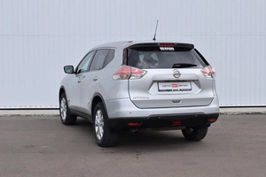Внедорожник Nissan X-Trail 2015 года, 1650000 рублей, Брянск