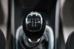 Седан Kia Rio 2013 года, 749000 рублей, Омск