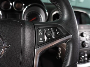 Хетчбэк Opel Astra 2012 года, 775000 рублей, Воронеж