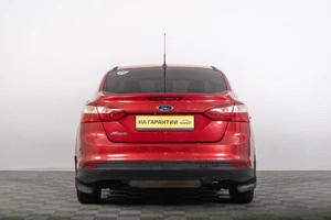 Седан Ford Focus 2013 года, 899000 рублей, Томск