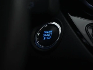 Внедорожник Toyota C-HR 2021 года, 2893444 рублей, Москва