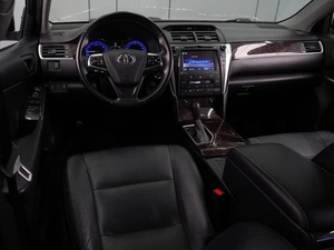 Седан Toyota Camry 2017 года, 2339000 рублей, Воронеж