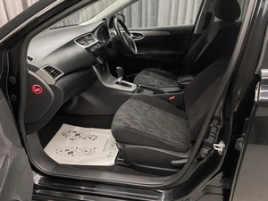 Седан Nissan Bluebird Sylphy 2018 года, 1050000 рублей, Красноярск