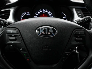 Хетчбэк Kia Ceed 2017 года, 1447000 рублей, Волгоград