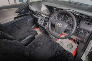 Минивэн Toyota Wish 2011 года, 1379000 рублей, Томск