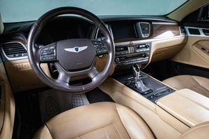 Седан Hyundai Genesis 2015 года, 2589000 рублей, Сургут