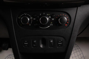Седан Renault Logan 2014 года, 549000 рублей, Оренбург