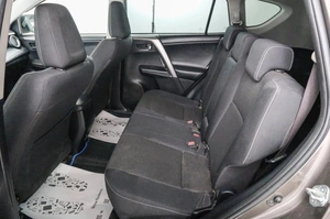 Внедорожник Toyota RAV4 2018 года, 2599000 рублей, Красноярск