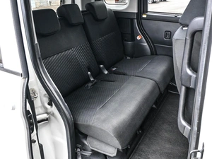 Минивэн Toyota Roomy 2018 года, 1109000 рублей, Кирилловка