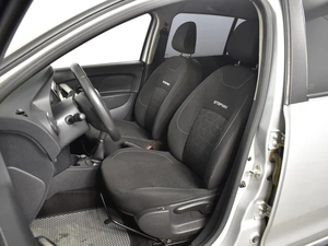 Хетчбэк Renault Sandero 2017 года, 1037100 рублей, Казань