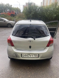 Хетчбэк Toyota Vitz 2008 года, 367000 рублей, Красноярск