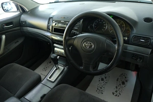 Седан Toyota Premio 2003 года, 649000 рублей, Омск