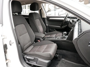 Седан Volkswagen Passat 2017 года, 1599800 рублей, Волгоград