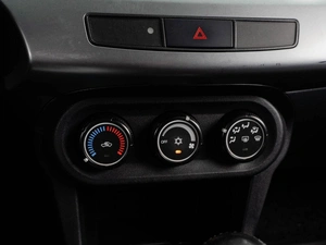 Седан Mitsubishi Lancer 2011 года, 800000 рублей, Тюмень