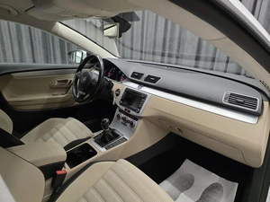 Седан Volkswagen Passat CC 2012 года, 1149000 рублей, Красноярск